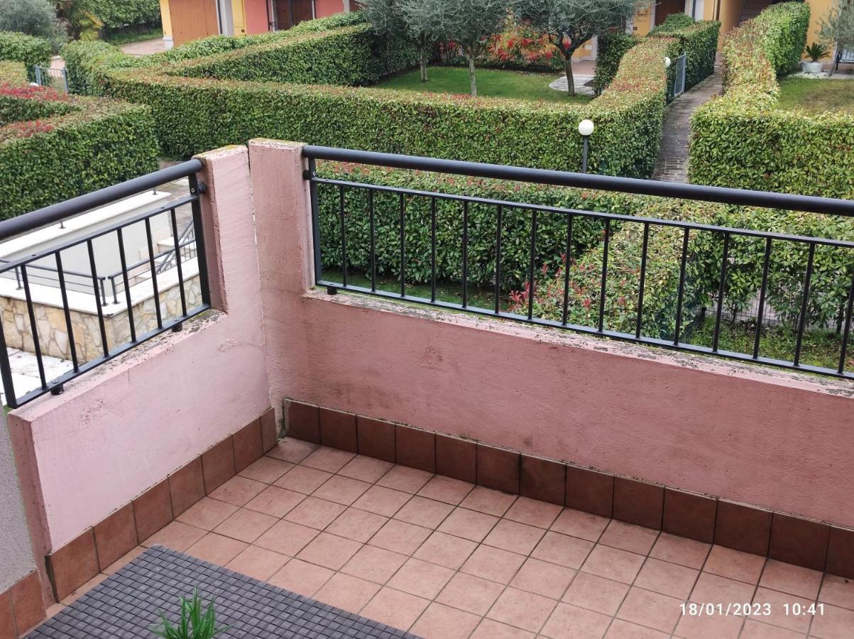 פסקיארה דל גארדה Casa Vacanze Da Riki Appartamento 2 מראה חיצוני תמונה