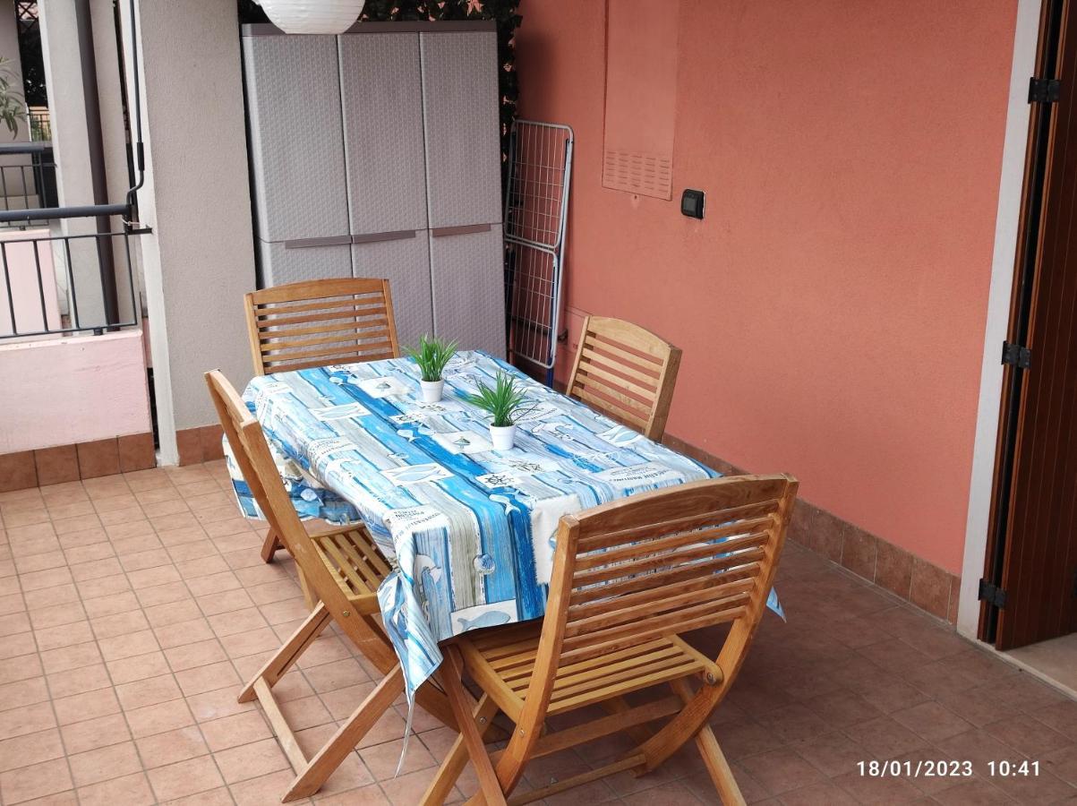 פסקיארה דל גארדה Casa Vacanze Da Riki Appartamento 2 מראה חיצוני תמונה